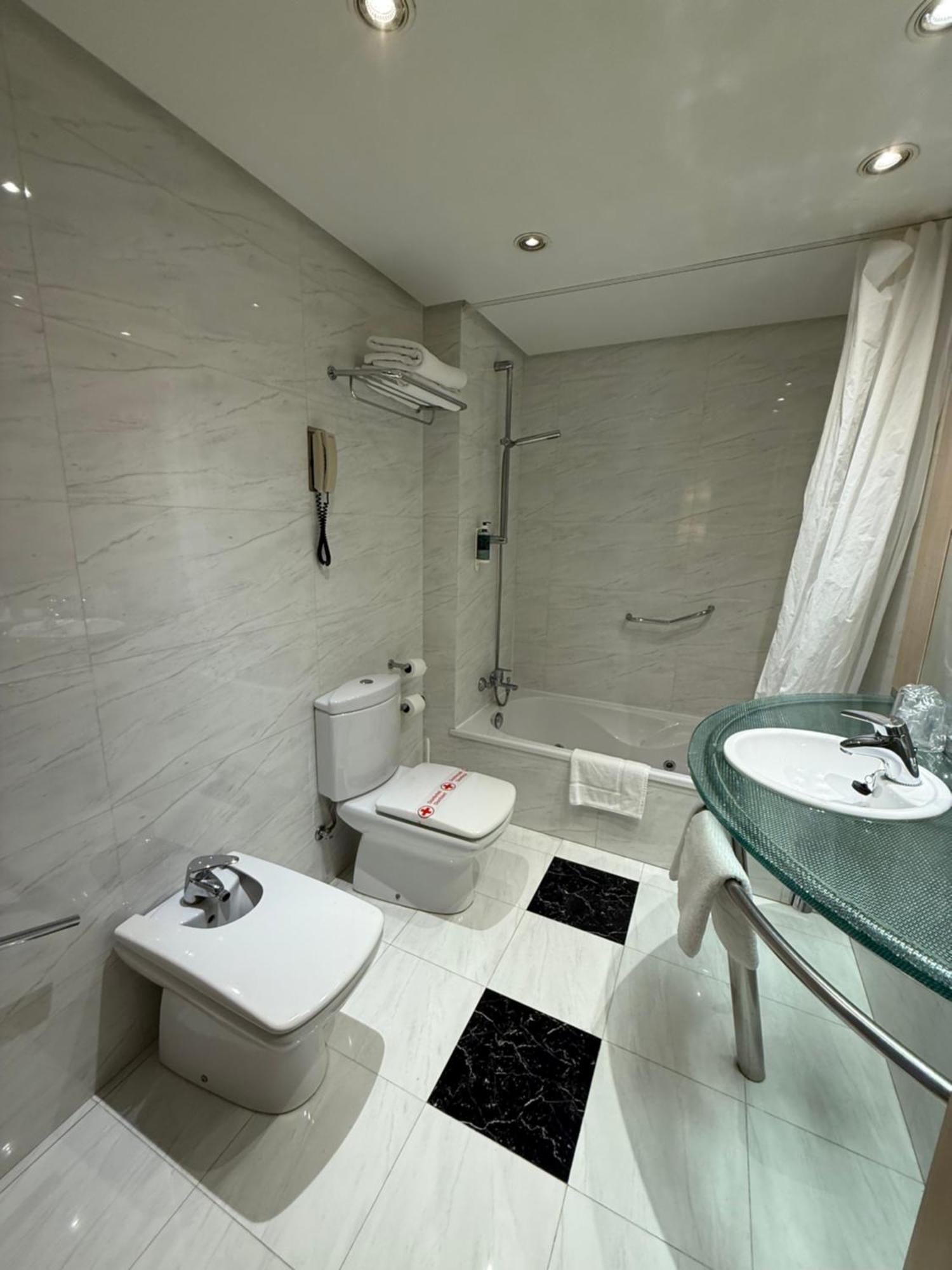 Hotel Virrey อาร์เนโด ภายนอก รูปภาพ